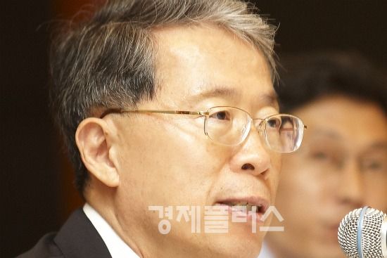 윤용로 기업은행장